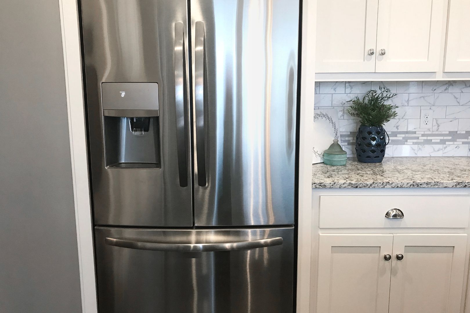 Geladeira Desligando Sozinha e Normal Entenda as Causas e Solucoes