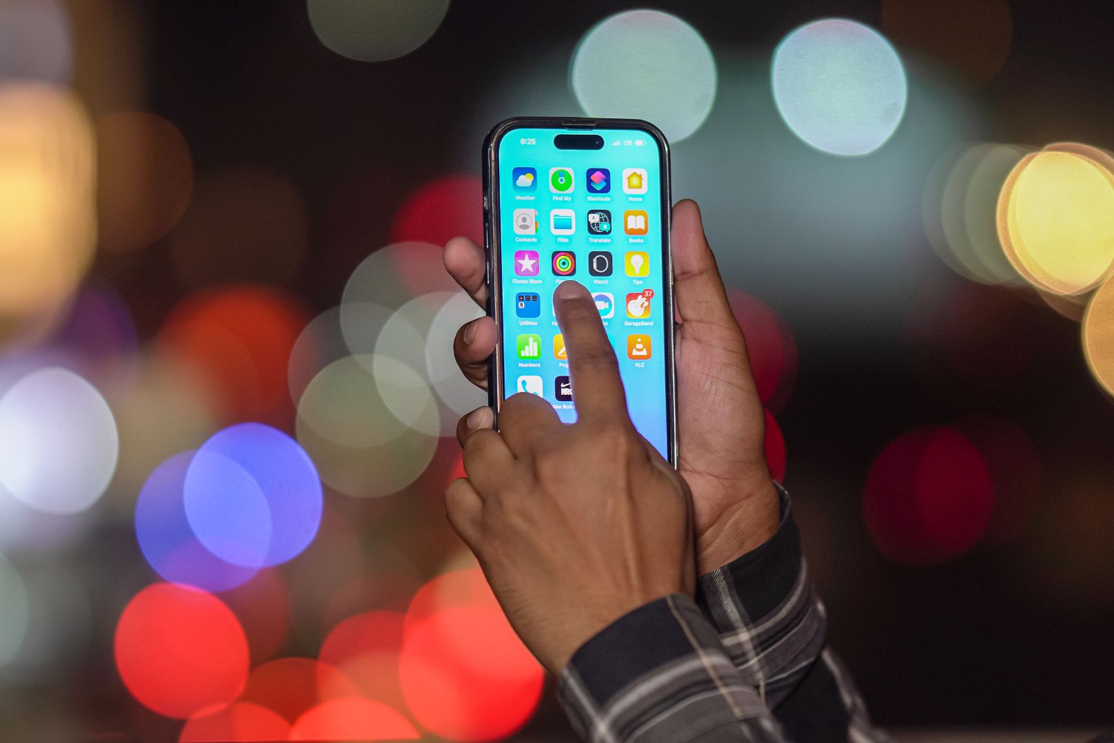 e seguro contratar eletricista por aplicativo